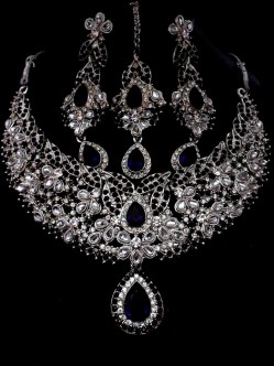 Rhodium Necklace Set